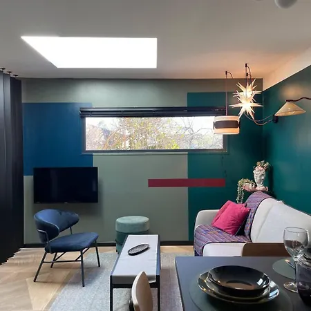 Independant Proche Paris - Chromatic Stella Luxe, Calme Et Volupte *
